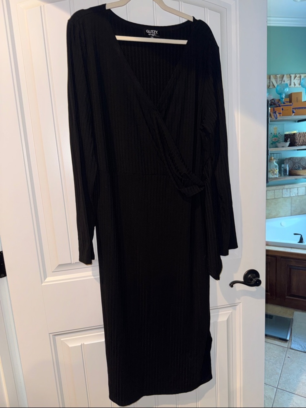Glitzy Girlz 5x Black Wrap Top